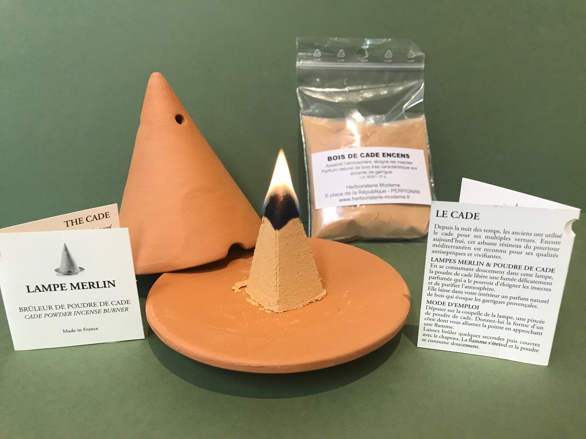Duo Diffuseur Brûleur Lampe Merlin en céramique Terracota pour poudre d'encens naturel + un sachet de poudre de bois de cade