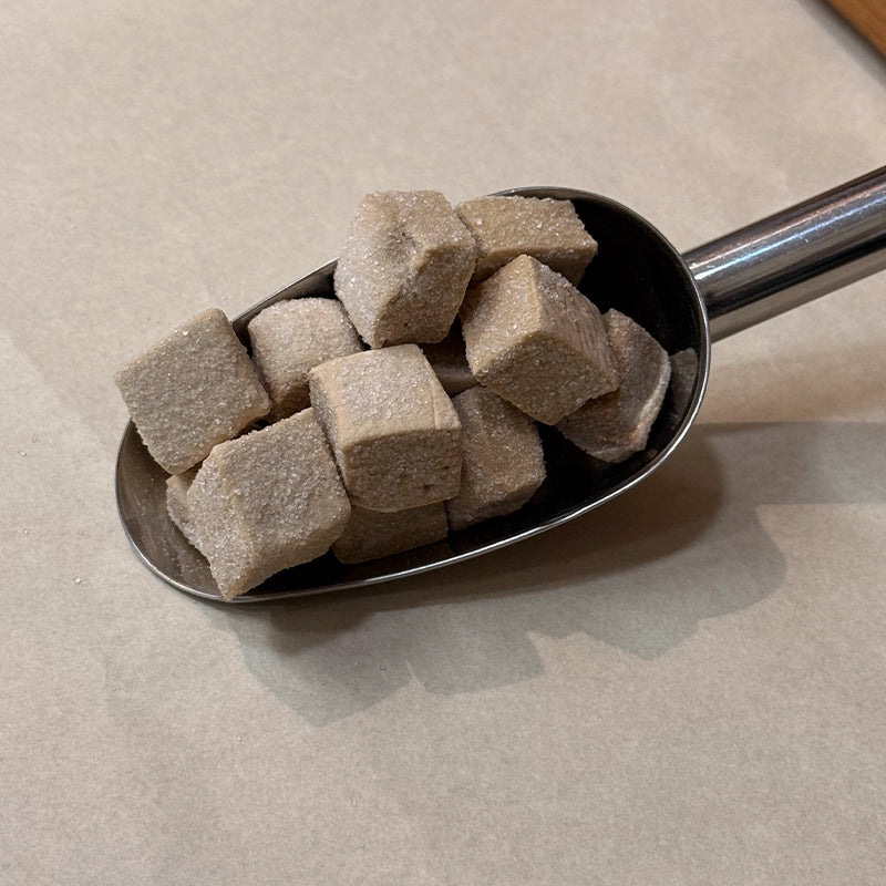 Lichen - Carrés de gomme d'acacia vanillée réglissée à l'ancienne