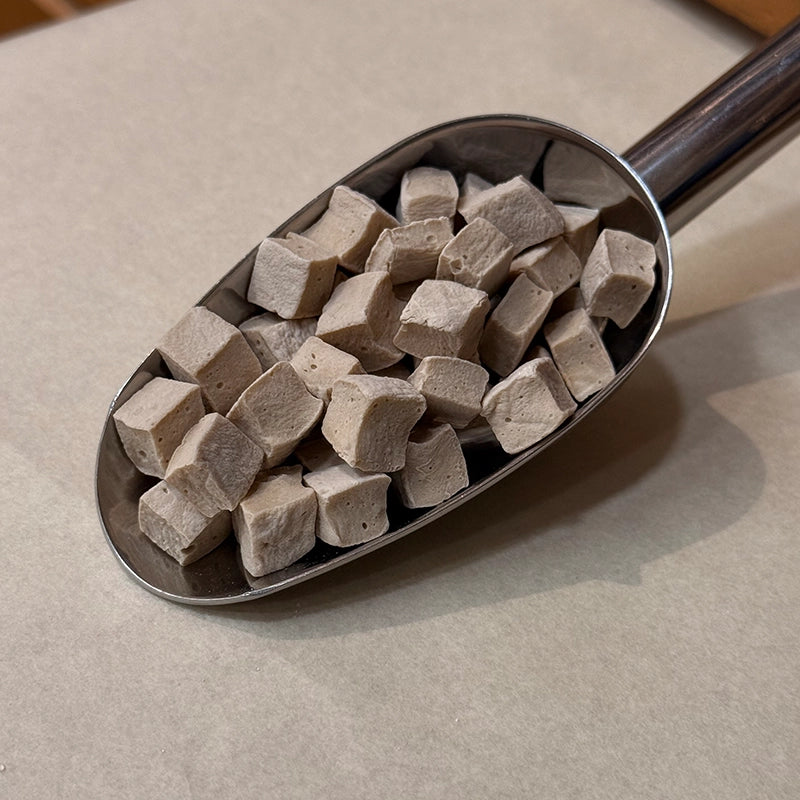 Carrés gommes d'acacia vanillées & réglissées - petites gommes