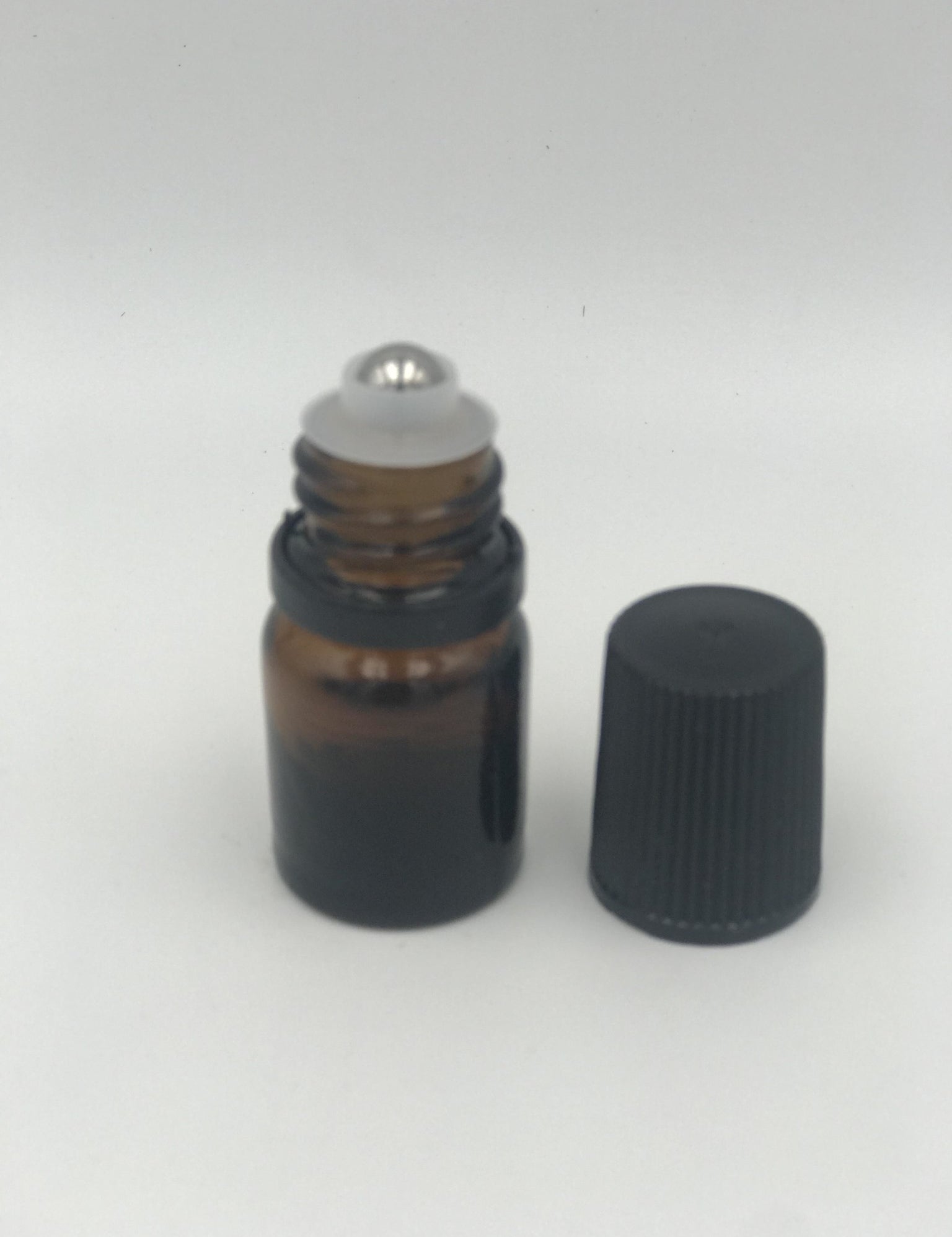 roll-on-2-5ml.jpg