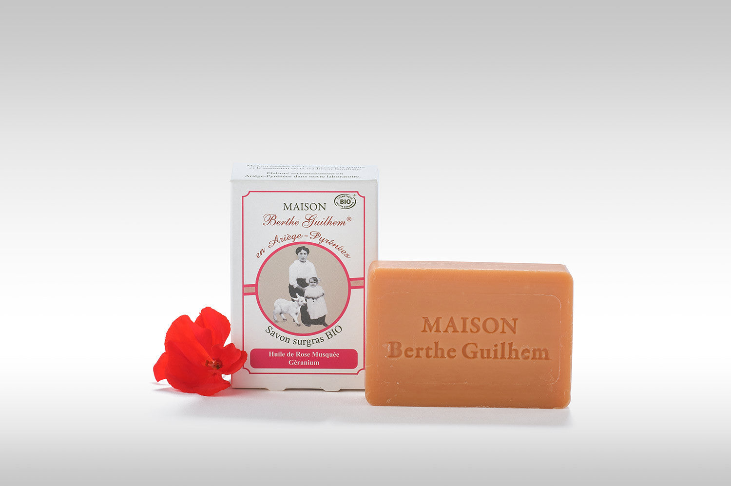 Savon surgras au lait de chèvre frais BIO - Rose musquée et Géranium